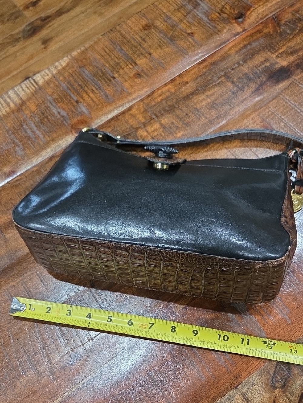 Vintage Brahmin Purse - Picture 6 of 12